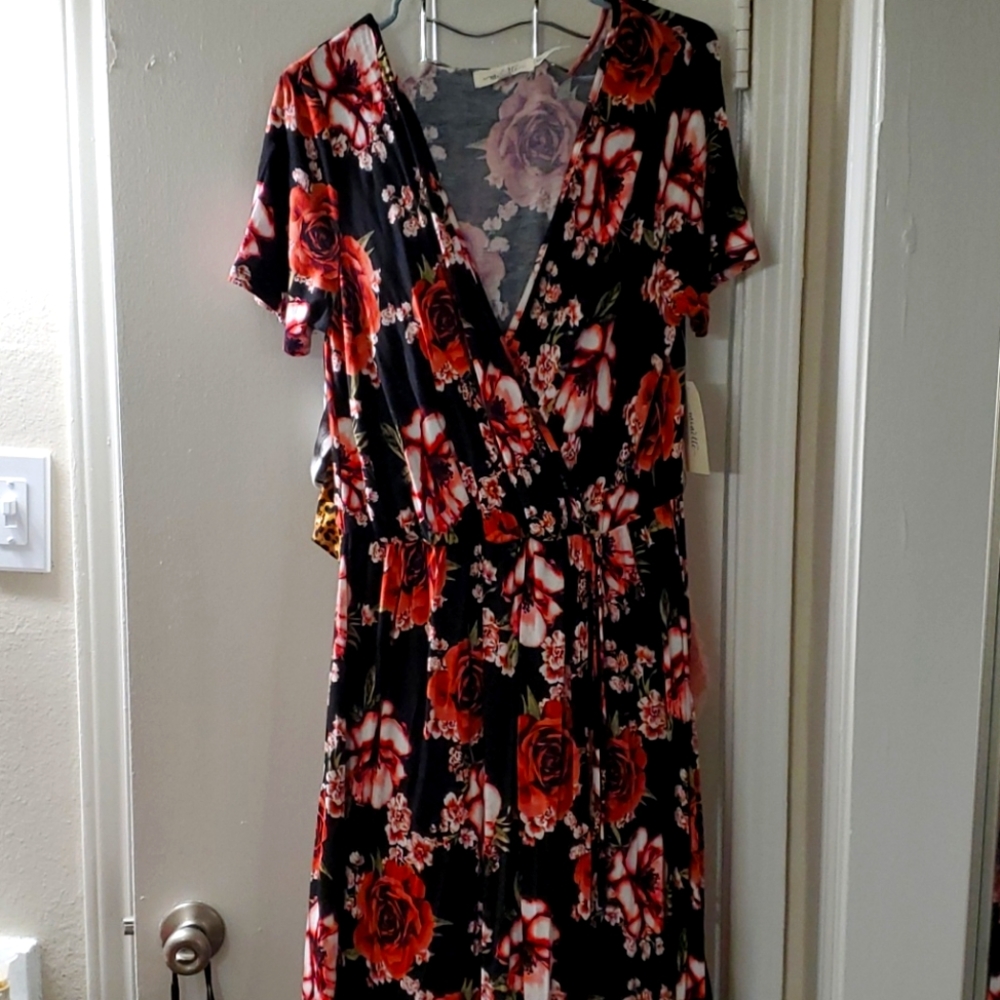 Maxi dress new never worn